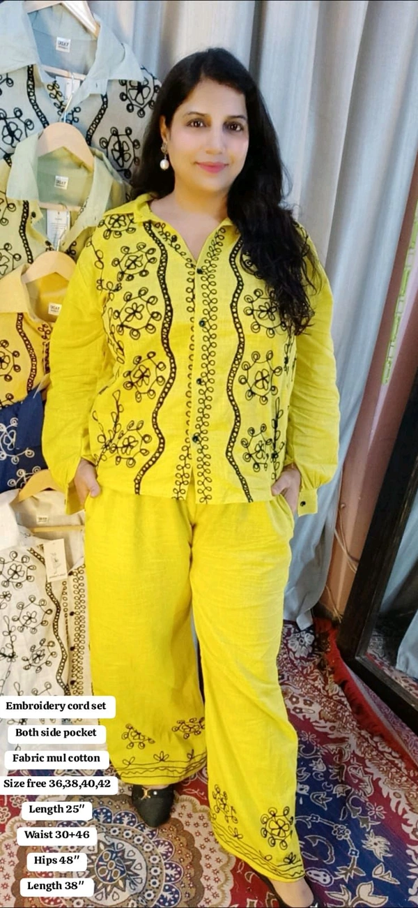 KD18  5660  Mul Cotton  Embroidery cord set 
Both side pocket 
  - Yellow, XL-42