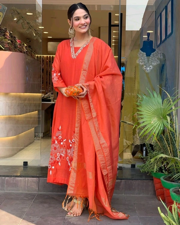 LCW 5695 *New Very Beautiful 3ps Set  cotton fabric Angrakha kurti pant and Chanderi  dupatta. - XL-42