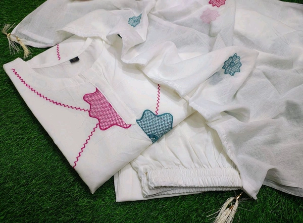 LCW 5699 *New Lonching  Beautiful Heavy qualit cotton  Top pant with Heavy  Embroidery  Work With Malmal Dupatta   - 2XL-44