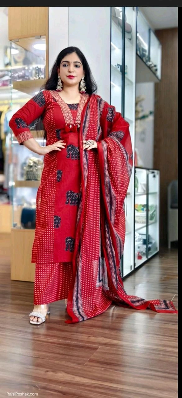 LCW 5700  Name: Women Fashionable Printed Hand Work  Cotton Rayon Kurti With Malmal Dupatta and Pant Set  - M-38