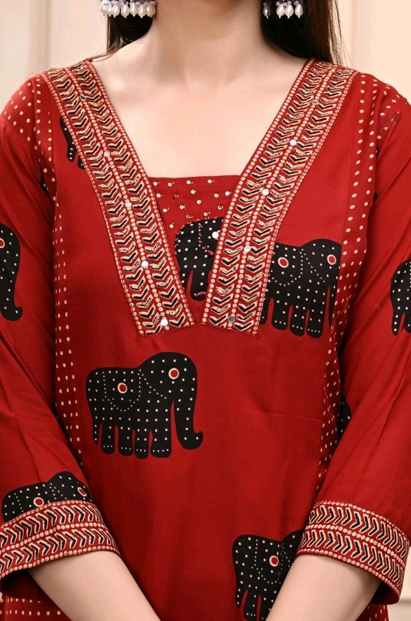 LCW 5700  Name: Women Fashionable Printed Hand Work  Cotton Rayon Kurti With Malmal Dupatta and Pant Set  - M-38