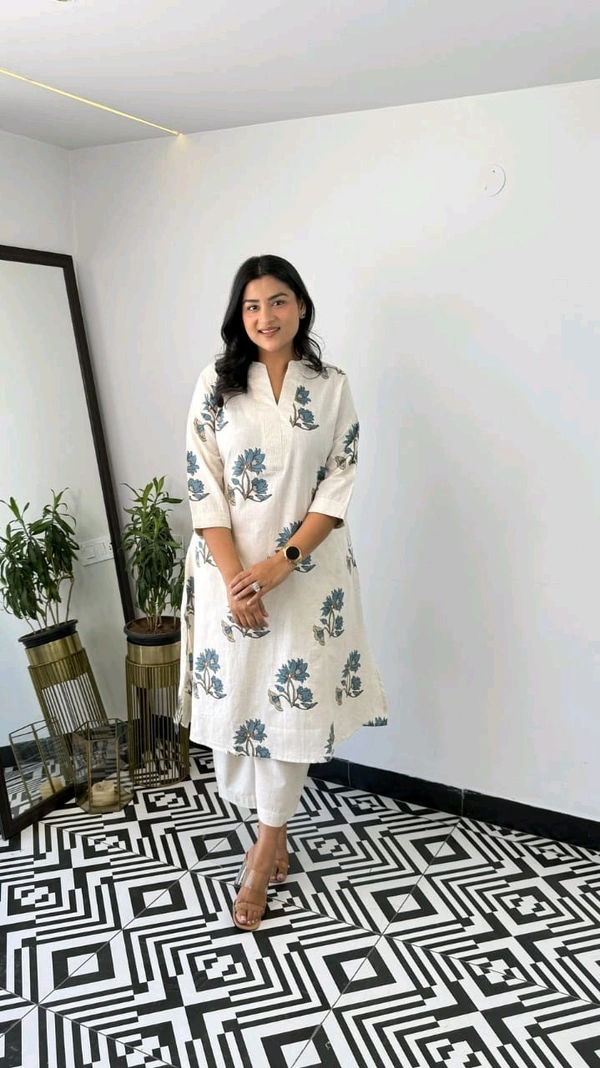 LCW 5703 *New  Floral Fine Pure cotton kurti pant set
Very Classy Designe Look

 - M-38