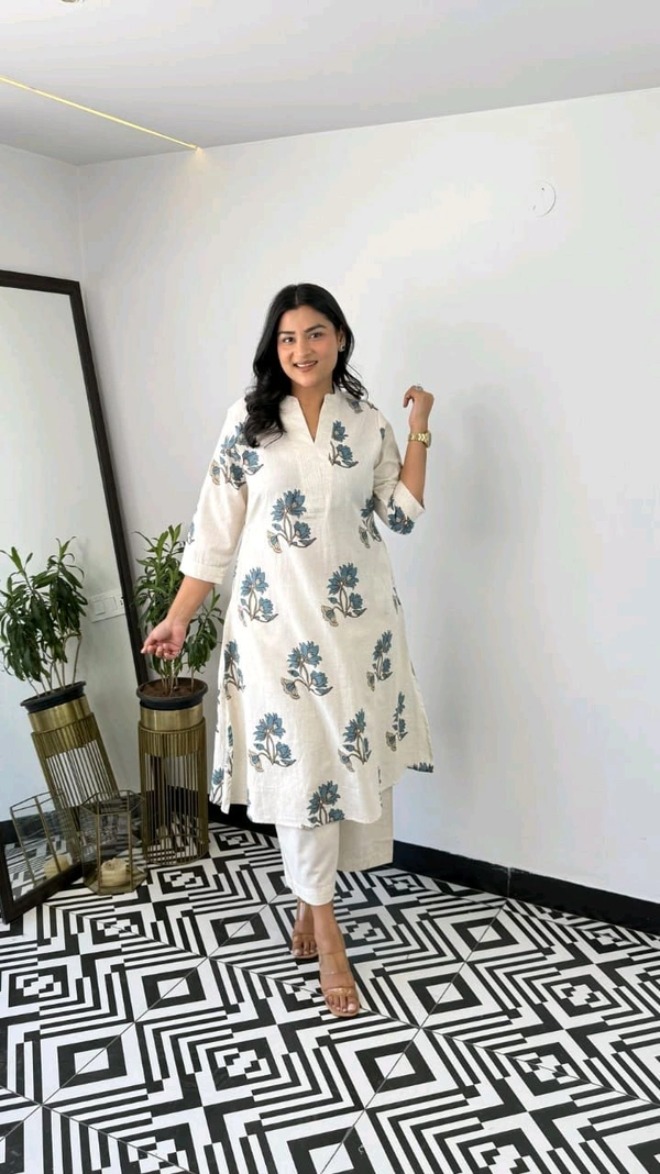 LCW 5703 *New  Floral Fine Pure cotton kurti pant set
Very Classy Designe Look

 - L-40