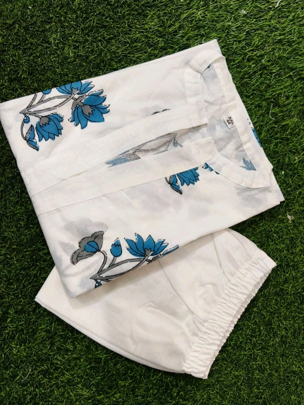 LCW 5703 *New  Floral Fine Pure cotton kurti pant set
Very Classy Designe Look

 - L-40