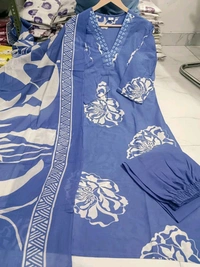 LCW 5706 Very Beautiful Heavy Cotton Kurti Pant & Dupatta Set Beautiful Heavy  Embroidery On Neck - M-38