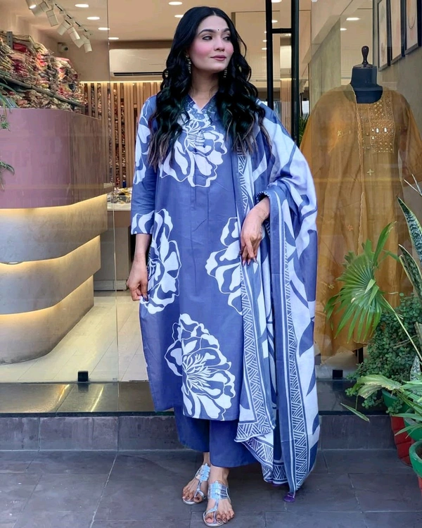 LCW 5706 Very Beautiful Heavy Cotton Kurti Pant & Dupatta Set Beautiful Heavy  Embroidery On Neck - XL-42