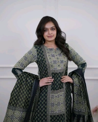 LCW 5709 *New beautiful Kurta Pant With print dupatta sets Traditional wear Work Hand mirror work - Dark green, M-38