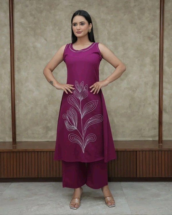 LCW 5754 Beautiful Embriodery on colar nd also kurta
Pure  Cotton Slub  work kurti  with  plazo  - Pink, L-40