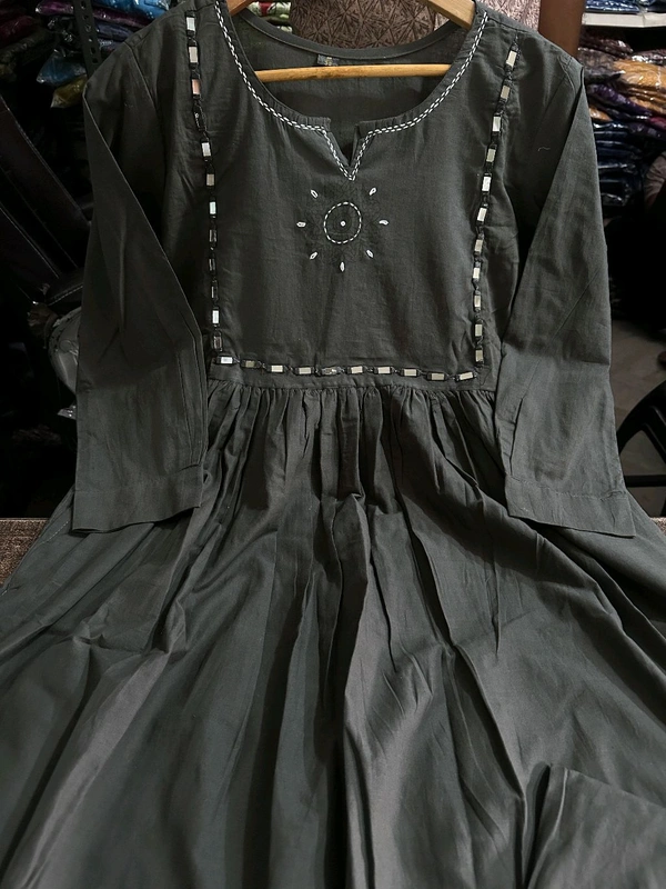 LCW 5785 Pure Fine Heavy Cotton Kurti Pant Set With Embroidery Work  - Black, L-40