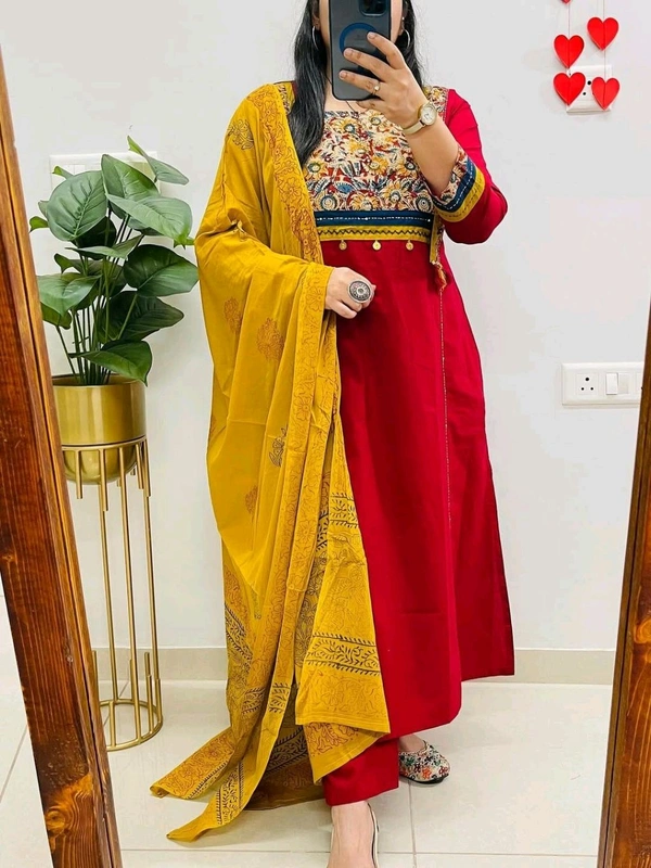 SF5  5797 NEW HANDWORK PURe HEAVY COTTON KURTI PANT DUPATTA SET  - Red, 2XL-44
