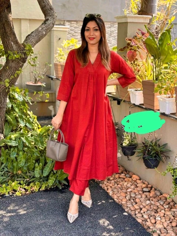 SF5  5798  NEW DESIGN LONCH V NACK PURE COTTON CO-ORD SET WITH SIDE POCKET & KATHA WORK  - Red, 2XL-44