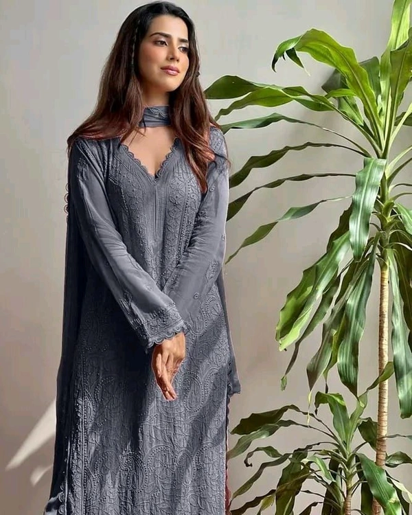 SF5  5806 HAVY FOX GERGETT KURTI PANT SET  CHAIN WORKBEAUTIFULL LEACE  - Gray, 3XL-46