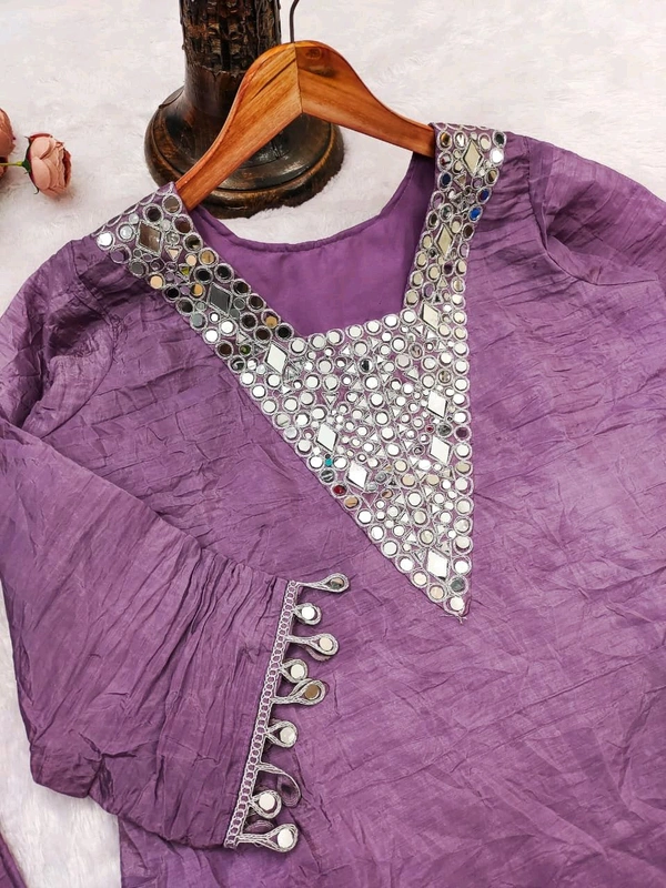 DSS 5807 One More Super Hit Launch – Gold Crushed Co-Ord Set With Real Mirror Work  - pink, M-38