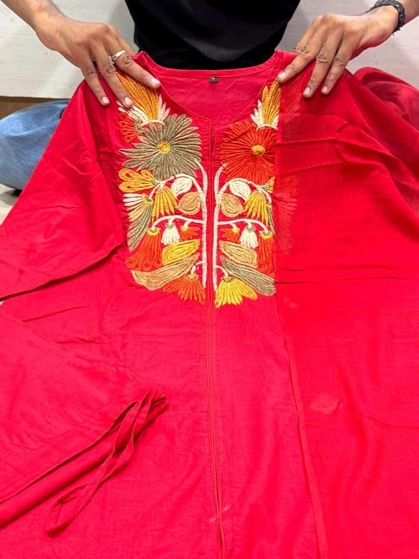SF5  5809 New & beautiful Pure Cotton Ste Printed Floral Heavy Embroidery With Hand Work With Dupatta  - Red, L-40