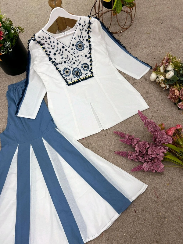 DSS 5813 *Premium Quality Ready To Wear pure Roman Silk Co-ord set Hand Work Embroidery With Mirror Work  - XL-42