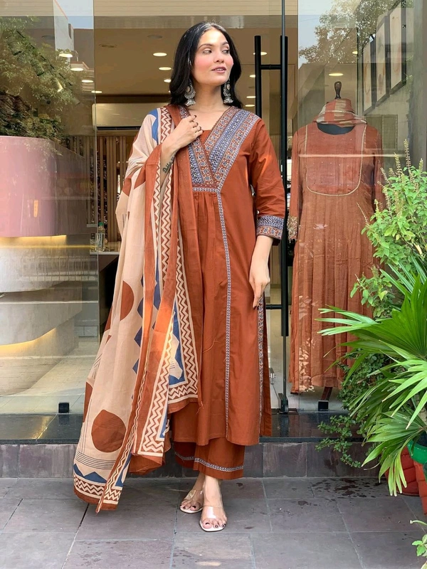 LCE 5829 *New Look & Perfect Pure Cotton Kurti Pant And Dupatta Set With Embroidery Work  - XL-42