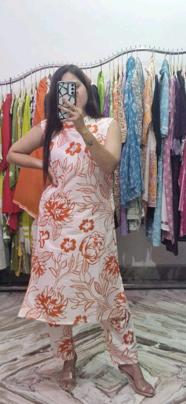 SF5 5830 *New Premium Floral Fine cotton kurti Pant set in side sleeve attached With Side Pocket  - 2XL-44