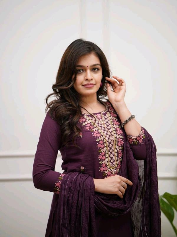LCW 5835 New launch Pure Cotton Kurti Pant And Malmal Dupatta Set With Colourful Embroidery Work  - Purple, L-40