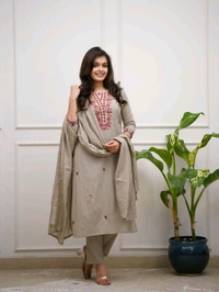 LCW 5835 New launch Pure Cotton Kurti Pant And Malmal Dupatta Set With Colourful Embroidery Work  - Gray, 2XL-4