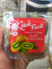 Kiwi Fresh Fruits  (3 Pcs)