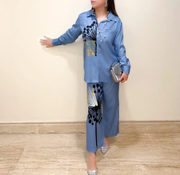 KD18 2183 Side Flower Cordset - Light Blue, XL-42