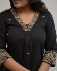 KDJ 437 Designer Kurti Set - M-38