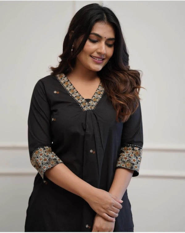 KDJ 436 Designer Kurti Set - 3XL-46