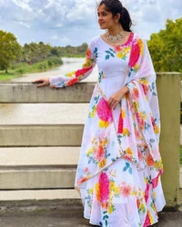 DSS BEAUTIFUL PRINTED KURTI WITH DUPATTA  - L-40