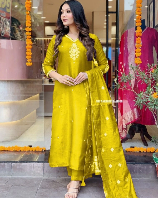 KDJ REYON FEBRIK KURTI WITH PANT DUPATTA  - Purple, M-38