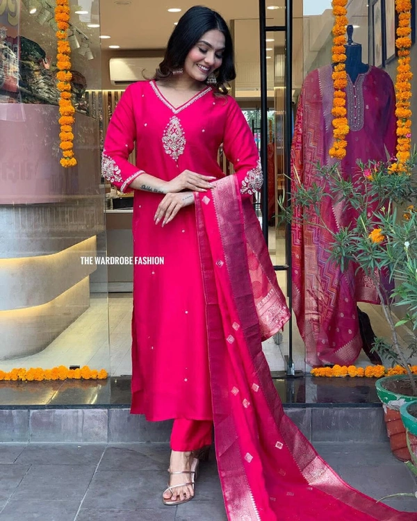 KDJ REYON FEBRIK KURTI WITH PANT DUPATTA  - Purple, M-38