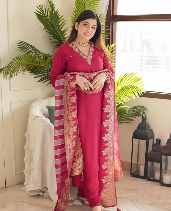 KDJ REYON STRAIGHT KURTI WITH PANT DUPATTA  - Red, 46-3XL