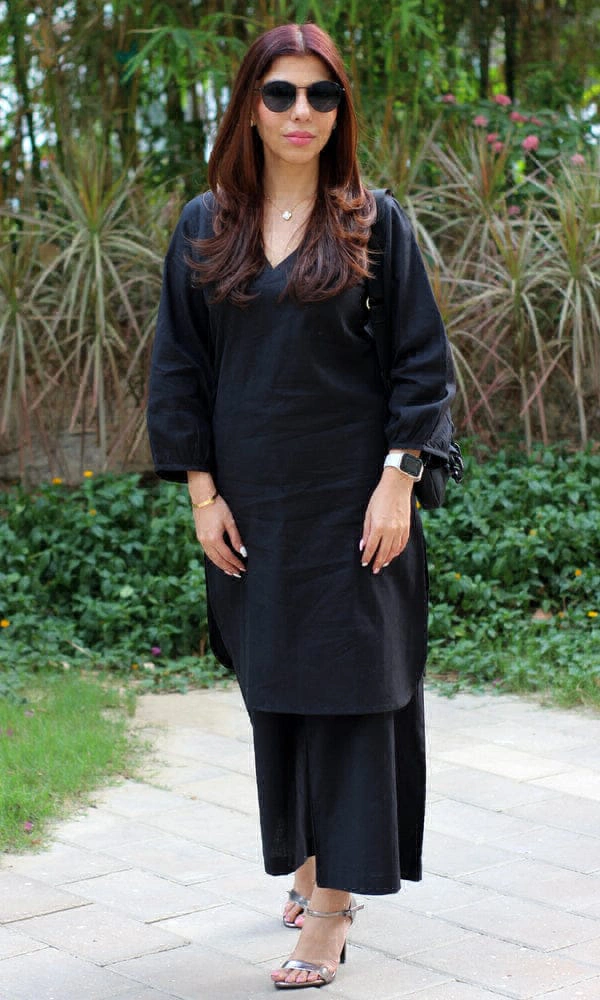 KDJ 5039 Beautiful Kurti With Pant  - Black, L-40