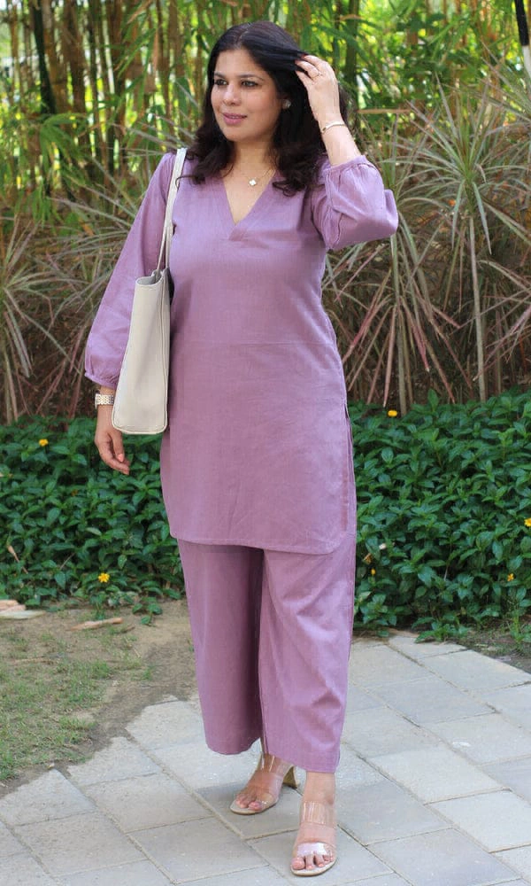 KDJ 5039 Beautiful Kurti With Pant  - Black, L-40