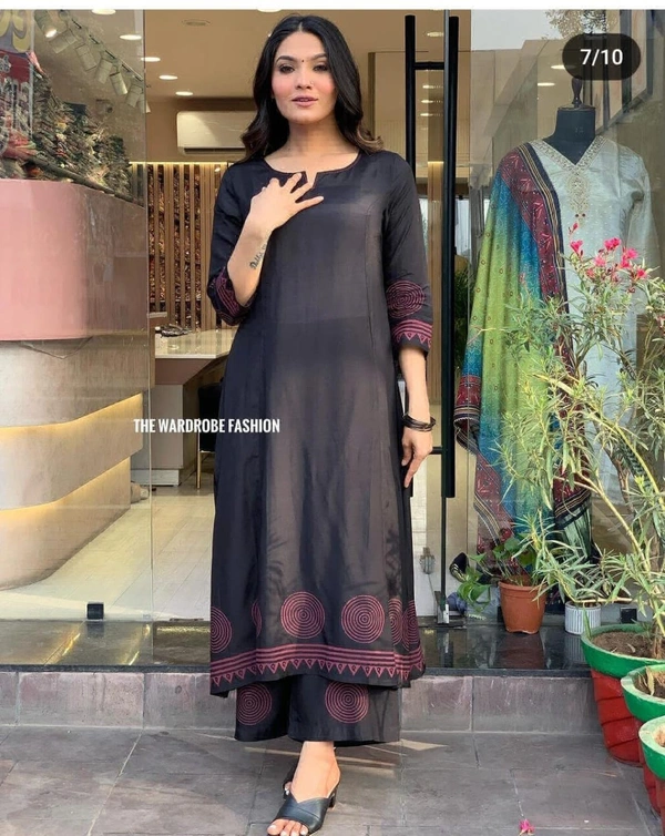 KDJ 301 COTTON PRINTED KURTI WITH PANT  - 42-XL