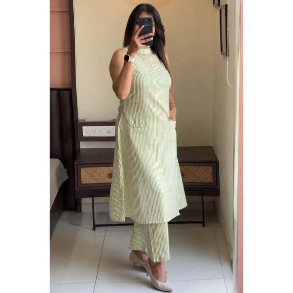 KDJ 5040 BEAUTIFUL KURTI WITH PANT  - light green, XXL-44