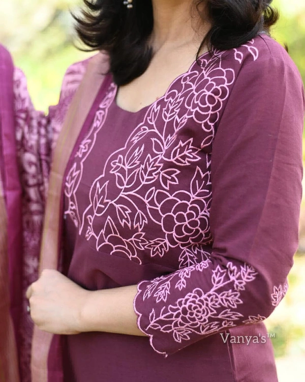 KDJ 5042 Beautiful Kurti Set  - 38