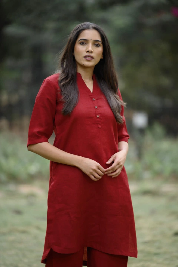 KDJ 5043 Beautiful Kurti With Pant  - Maroon, 40