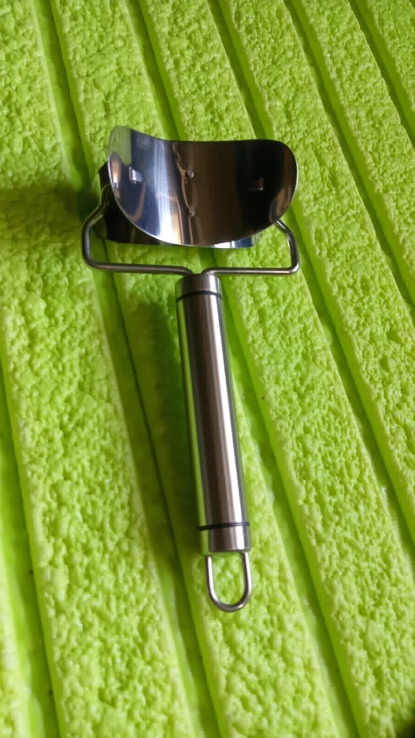 Stainless Steel Puri Cutter Roller 