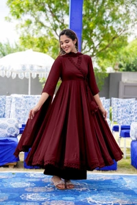 VRE Beautiful Floral Kurti Set  - M-38