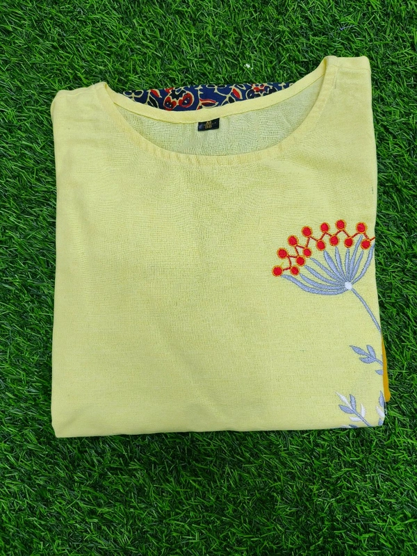 SF3 5330 *!! Beautiful Embroidery Cotton Meddy Gown*!! - XXL