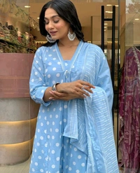 KDJ 5040  Designer three piec Mughal block kurti pant dupatta set    - XL42