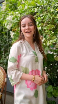 SF2 5042  New Floral  Kurta Pant set  lace Work  comfortable  and classy🥰 - L-40