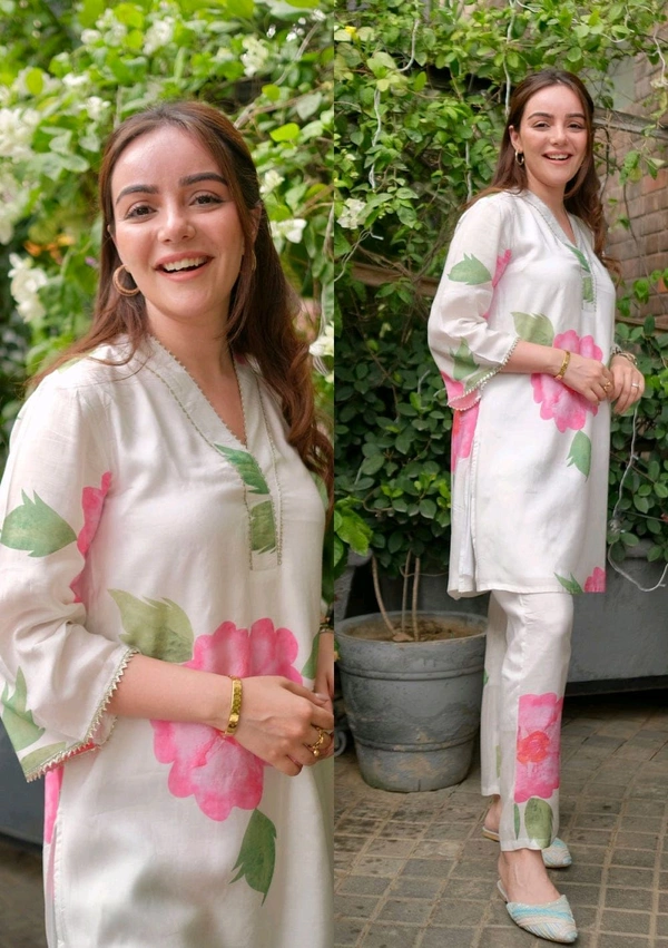 SF2 5042  New Floral  Kurta Pant set  lace Work  comfortable  and classy🥰 - 2XL-44