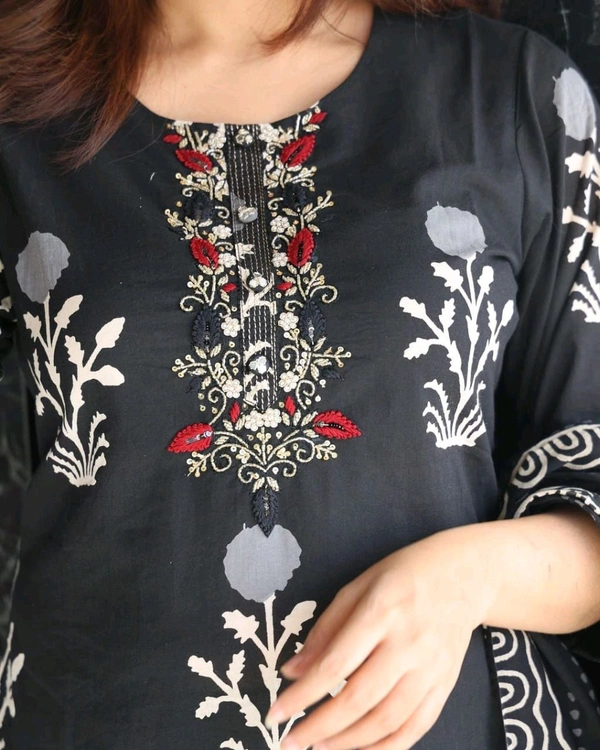 SF3 5052 NEW LUNCHIN *Beautiful Cottan Kurtis pent with Mulmal duptta* - 2XL-44