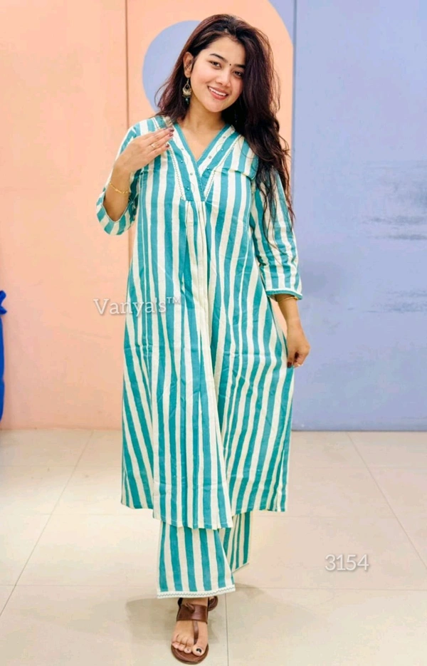 SF2 5379  Lovely bright color For  lightweight dress  Rayon A-Line stripe printed kurti With Pant  - Pelorous, 2XL-44