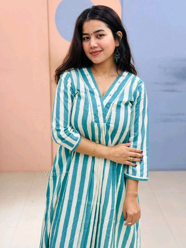 SF2 5379  Lovely bright color For  lightweight dress  Rayon A-Line stripe printed kurti With Pant  - Pelorous, 2XL-44