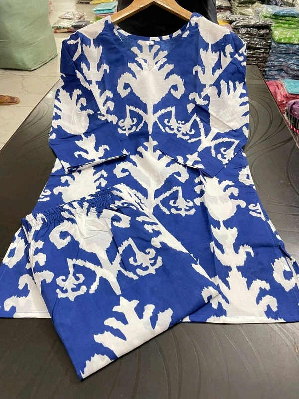 SF2 5380  Beautiful *cotton co-ords sets,l comfortable amazing print. perfect outfits  - Blue, 2XL-44