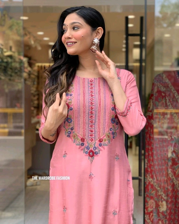 SF3 5402  designers. Wear  Beautiful Heavy Chanderi Silk  designer wear kurti pant and duppta  with embroidery work   - 2XL-44