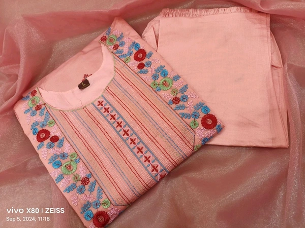 SF3 5402  designers. Wear  Beautiful Heavy Chanderi Silk  designer wear kurti pant and duppta  with embroidery work   - 2XL-44