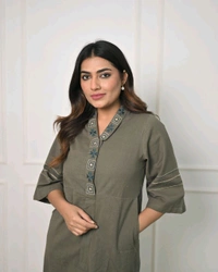 SF3  5464 finest Cotton Slub  and bold shade of CollarCo-Ord set Cotton SlubBoth side pocket - L-40